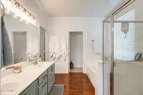Bath - 1819 E Valencia Dr, Phoenix, AZ 85042 photo 1 of 6