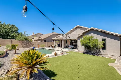 Exterior - 1819 E Valencia Dr, Phoenix, AZ 85042 photo 10 of 13