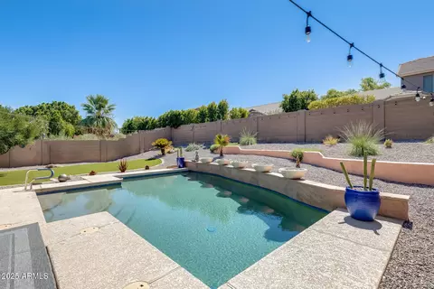 Exterior - 1819 E Valencia Dr, Phoenix, AZ 85042 photo 6 of 13