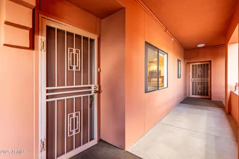 12222 N Paradise Village Pkwy S #315, Phoenix, AZ 85032
