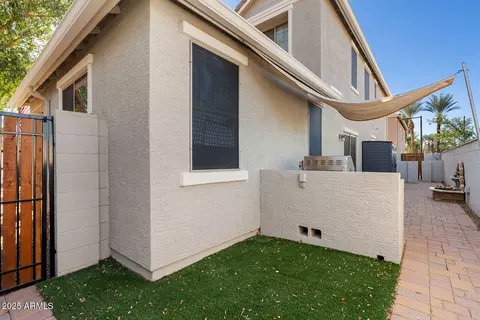 Exterior - 2856 S Brett St, Gilbert, AZ 85295 photo 7 of 7
