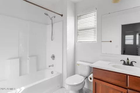 Bath - 2856 S Brett St, Gilbert, AZ 85295 photo 3 of 3