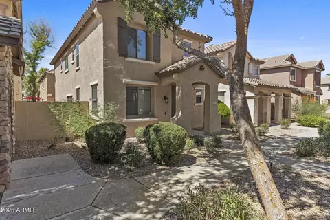 85 E Palomino Dr, Gilbert, AZ 85296