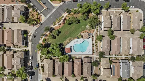 85 E Palomino Dr, Gilbert, AZ 85296 photo 24