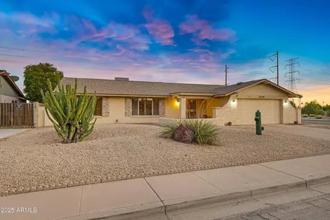 2439 W Peralta Cir, Mesa, AZ 85202