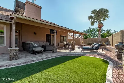 Exterior - 3922 E Marconi Ave, Phoenix, AZ 85032 photo 5 of 7