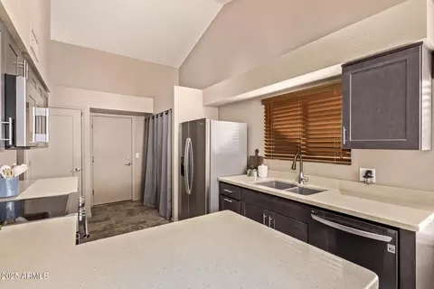 Kitchen - 3922 E Marconi Ave, Phoenix, AZ 85032 photo 2 of 3