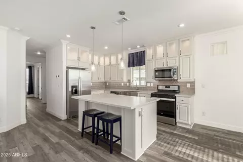 305 S Val Vista Dr #71, Mesa, AZ 85204