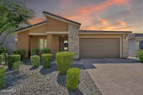 5939 E Abraham Ln, Phoenix, AZ 85054