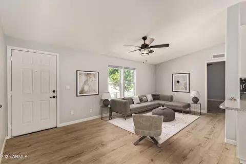 18223 N 21st Pl #52, Phoenix, AZ 85022