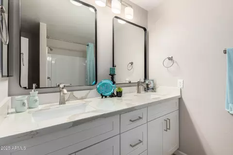 Bath - 1207 E Grove Cir, Mesa, AZ 85204 photo 1 of 3