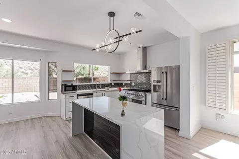 11112 E Laurel Ln, Scottsdale, AZ 85259