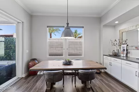 Dining - 1555 E Ocotillo Rd #16, Phoenix, AZ 85014 photo 2 of 2