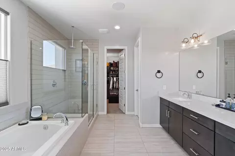 Bath - 1555 E Ocotillo Rd #16, Phoenix, AZ 85014 photo 3 of 6