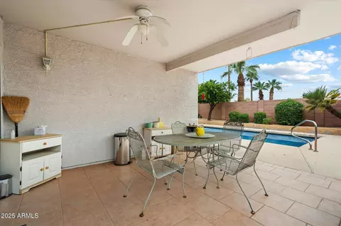 Exterior - 4222 E Rosemonte Dr, Phoenix, AZ 85050 photo 4 of 4