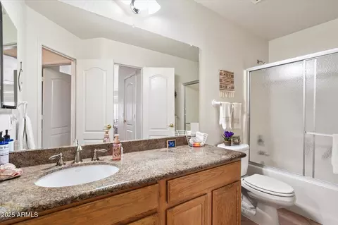 Bath - 4222 E Rosemonte Dr, Phoenix, AZ 85050 photo 3 of 3