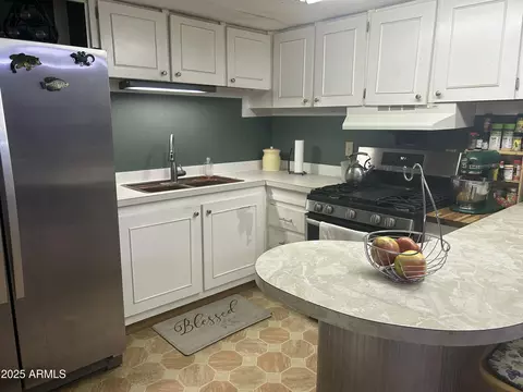 Kitchen - 1954 N Bixby Rd, Globe, AZ 85501 photo 3 of 3