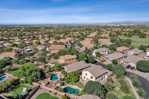 View/Area - 4130 E Sundance Ave, Gilbert, AZ 85297 photo 12 of 18