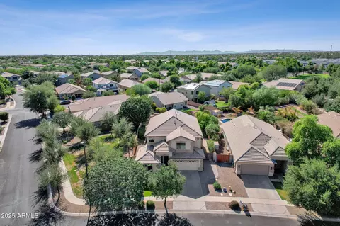 View/Area - 4130 E Sundance Ave, Gilbert, AZ 85297 photo 5 of 18