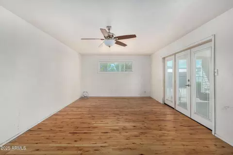 Living - 123 E Continental Dr, Tempe, AZ 85288 photo 3 of 4