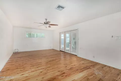Living - 123 E Continental Dr, Tempe, AZ 85288 photo 2 of 4