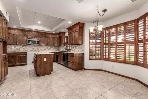 Kitchen - 548 E Hope Cir, Mesa, AZ 85203 photo 1 of 5