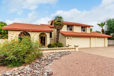 Exterior - 548 E Hope Cir, Mesa, AZ 85203 photo 4 of 10