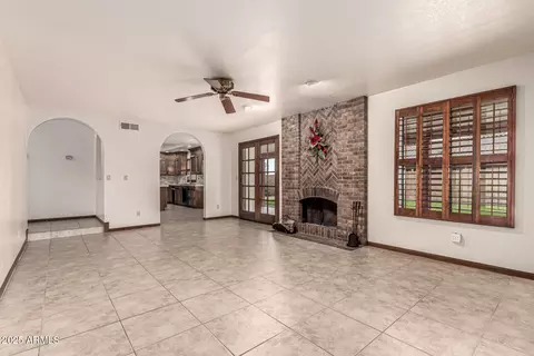 Living - 548 E Hope Cir, Mesa, AZ 85203 photo 5 of 6