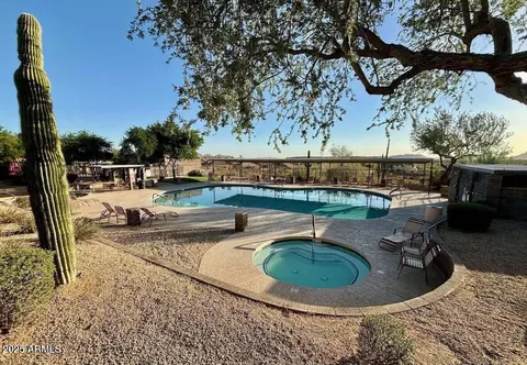 Exterior - 2425 W Florentine Rd, Phoenix, AZ 85086 photo 8 of 8