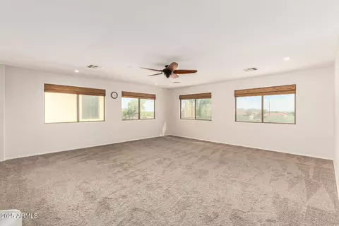 Living - 2425 W Florentine Rd, Phoenix, AZ 85086 photo 6 of 6