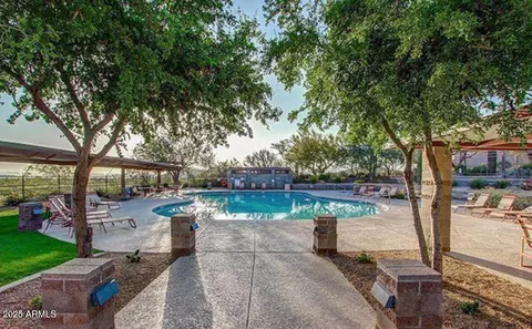 Exterior - 2425 W Florentine Rd, Phoenix, AZ 85086 photo 7 of 8