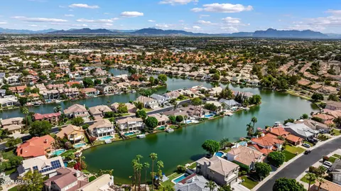 View/Area - 1903 E Freeport Ct, Gilbert, AZ 85234 photo 3 of 4