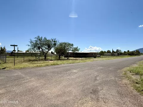 5225 S San Fernando Ave, Sierra Vista, AZ 85650
