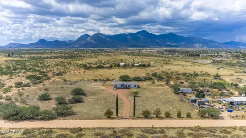 10490 S Smith Ave, Hereford, AZ 85615
