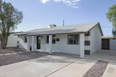 2132 W Poinsettia Dr, Phoenix, AZ 85029