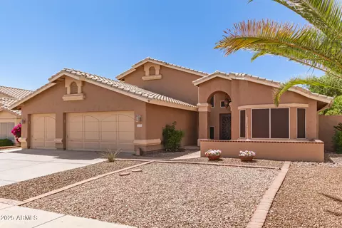 Exterior - 2625 E Verbena Dr, Phoenix, AZ 85048 photo 2 of 6