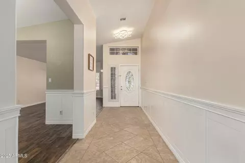 Entry Way - 2625 E Verbena Dr, Phoenix, AZ 85048 photo 1 of 3