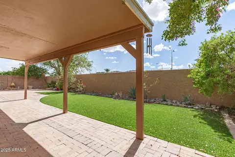 Exterior - 2625 E Verbena Dr, Phoenix, AZ 85048 photo 4 of 6