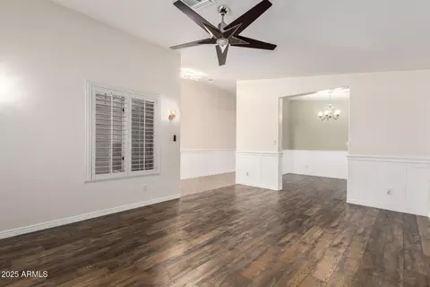 Living - 2625 E Verbena Dr, Phoenix, AZ 85048 photo 2 of 11
