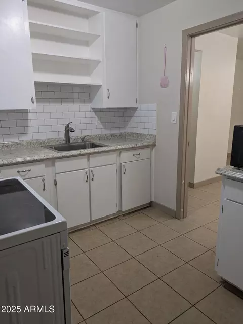 161 E 2nd Ave, Mesa, AZ 85210 photo 11