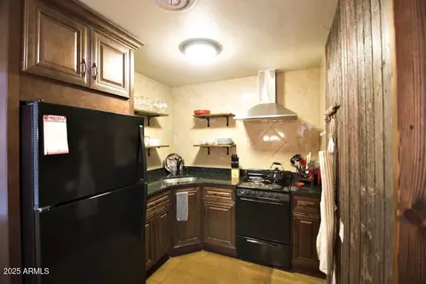 161 E 2nd Ave, Mesa, AZ 85210 photo 3