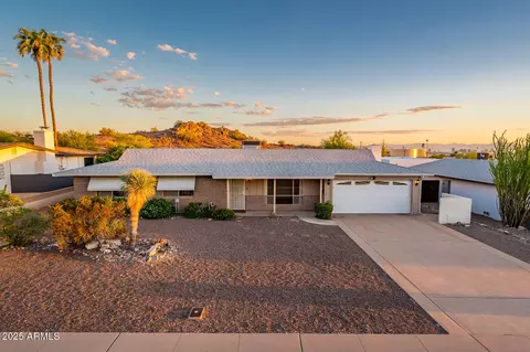 2431 E Ocotillo Rd, Phoenix, AZ 85016 photo 2