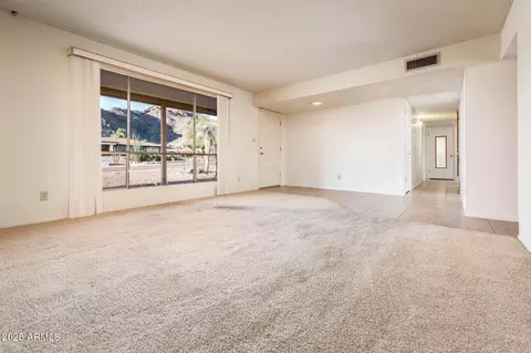 2431 E Ocotillo Rd, Phoenix, AZ 85016 photo 5