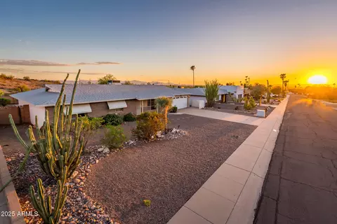 2431 E Ocotillo Rd, Phoenix, AZ 85016 photo 3