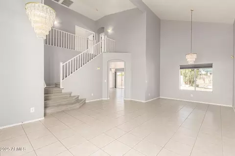 3054 E Wescott Dr, Phoenix, AZ 85050 photo 3