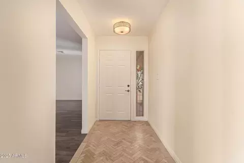 1122 E Geneva Dr, Tempe, AZ 85282 photo 5