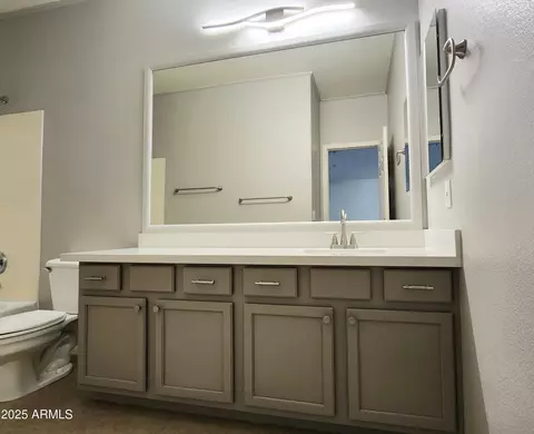 Bath - 1754 E Cotton Ct, Gilbert, AZ 85234 photo 3 of 3