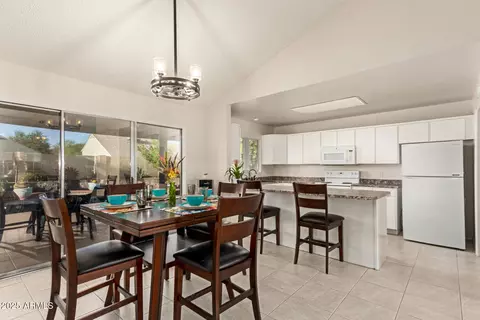 4614 W Kimberly Way, Glendale, AZ 85308