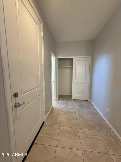 Entry Way - 1724 W Pollack St, Phoenix, AZ 85041 photo 2 of 8