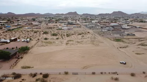 585 W Adobe Dam Dr #-8, San Tan Valley, AZ 85143